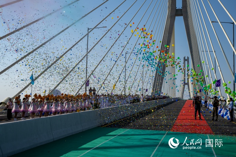 缅甸现跨径最大的斜拉索大桥全线通车移交